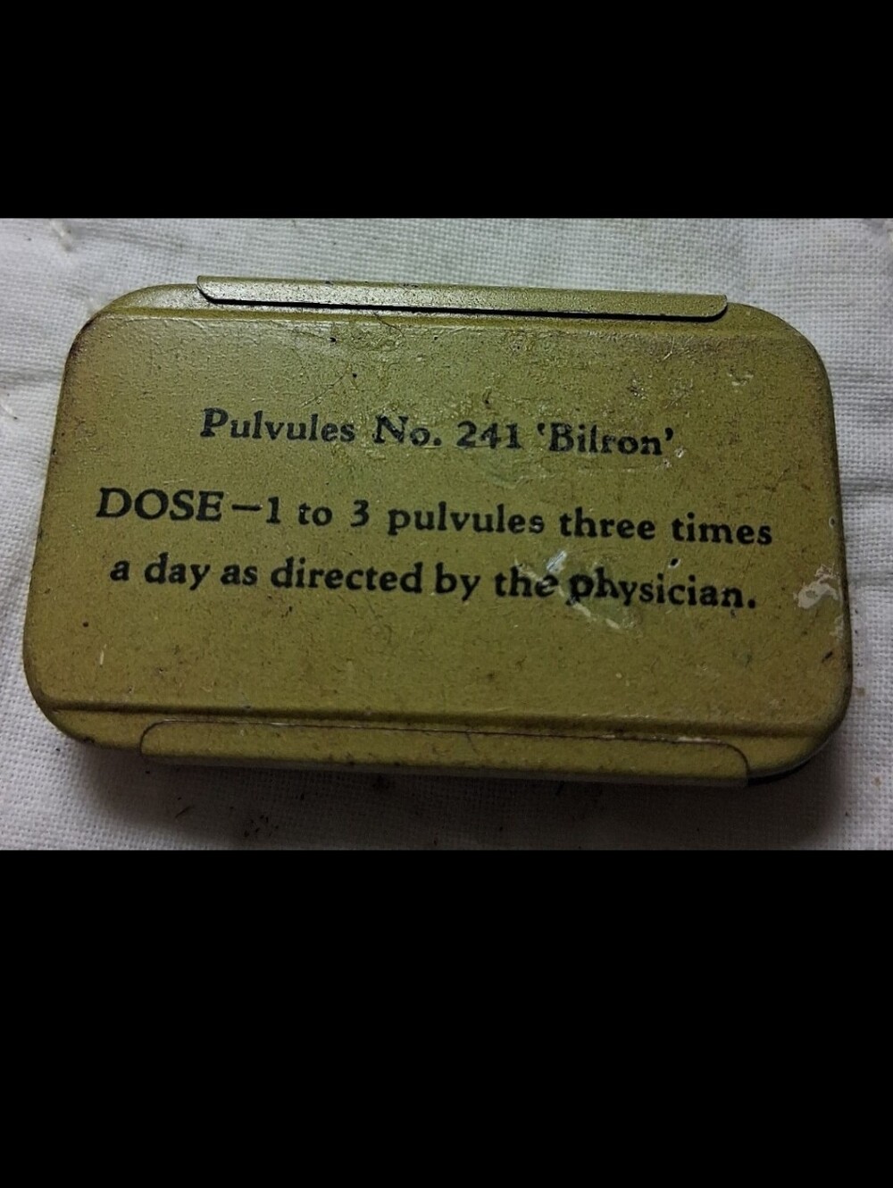 Vintage Metal Sample Containers - Picture 3 of 7